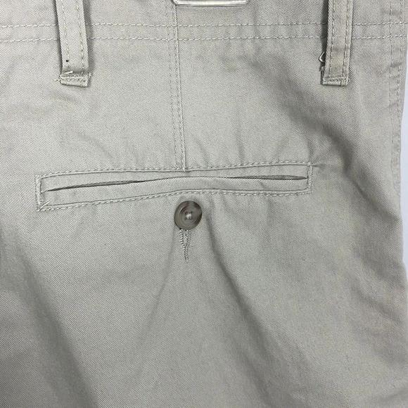 Hudson North Shorts Flat Front Stone Colour Size 32 Men’s Golfing Outdoor - Picture 4 of 13